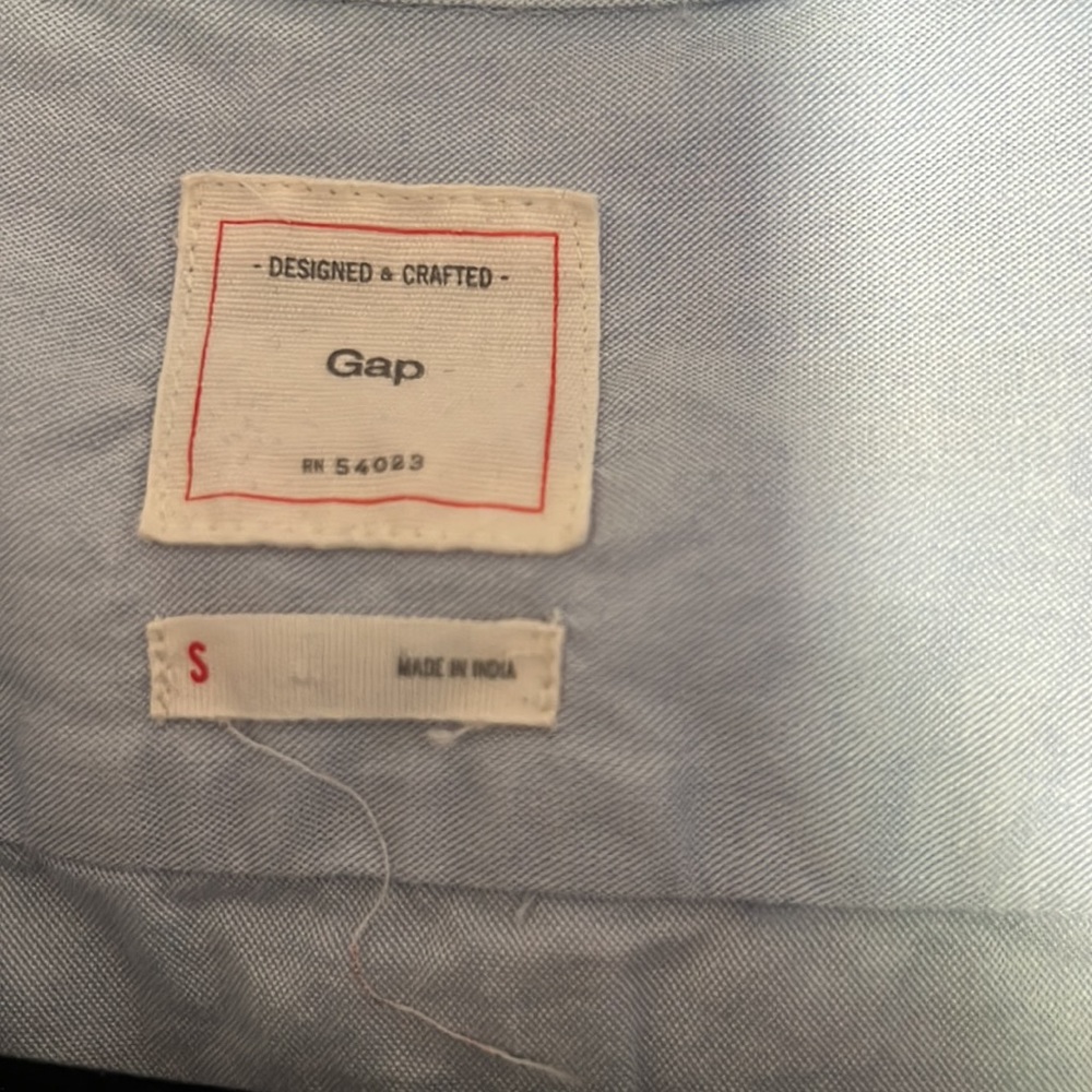 Gap button up blouse - Picture 2 of 2